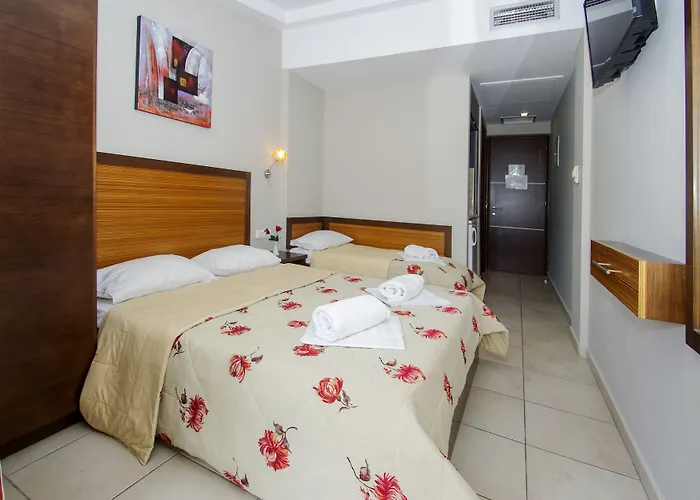 Hotel Rodon 3*