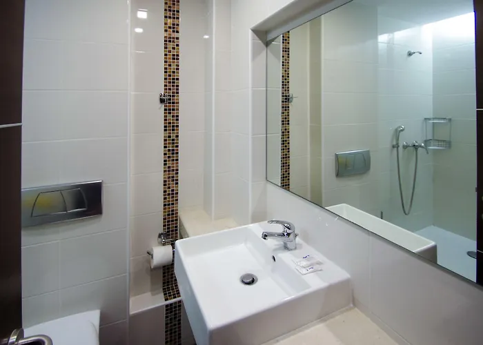 Rodon Hotel 3*